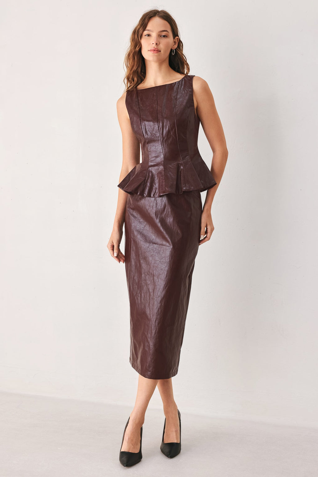 PORT WINE HIGH-RISE FAUX LEATHER SKIRT