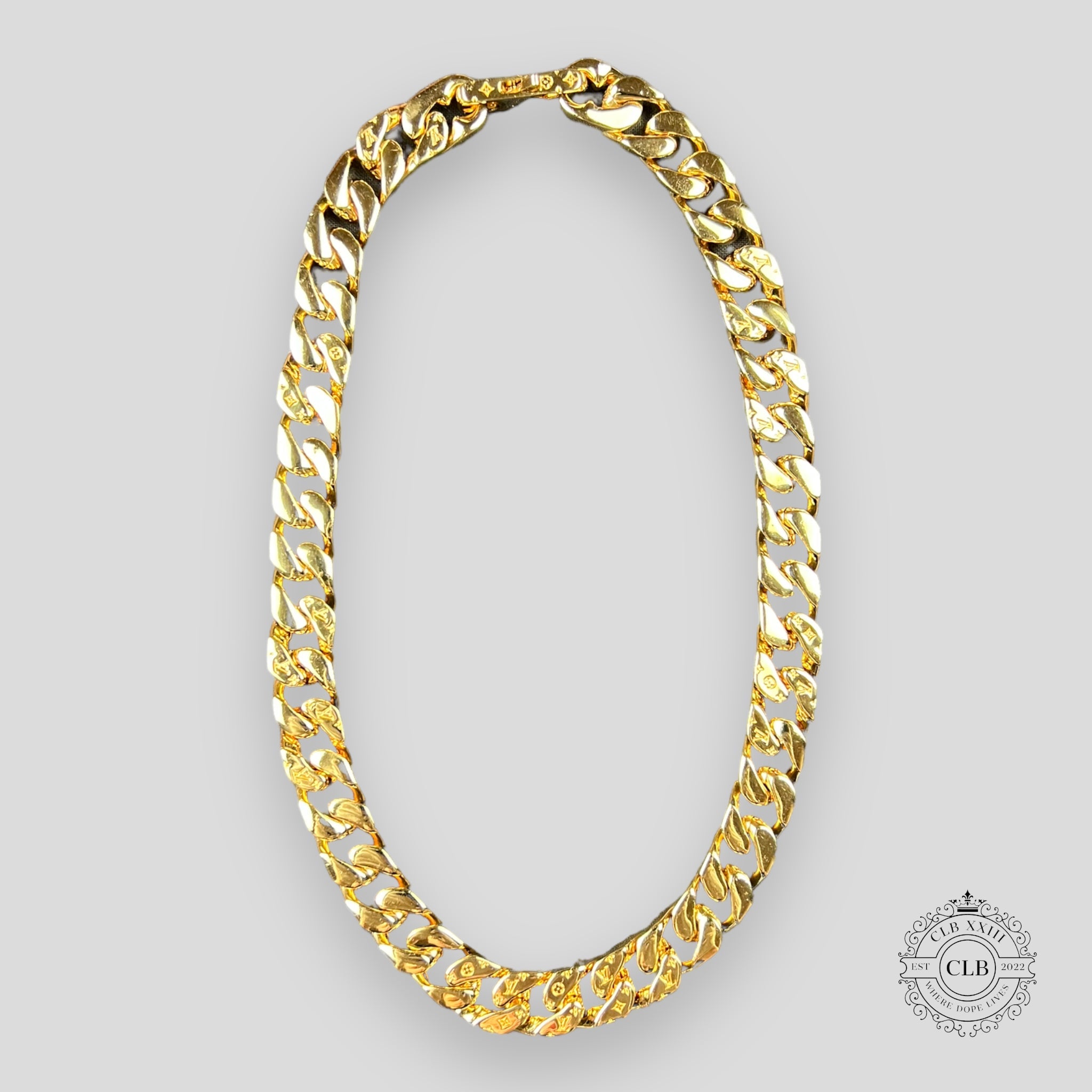 Louis Vuitton Chain Links Necklace in Gold