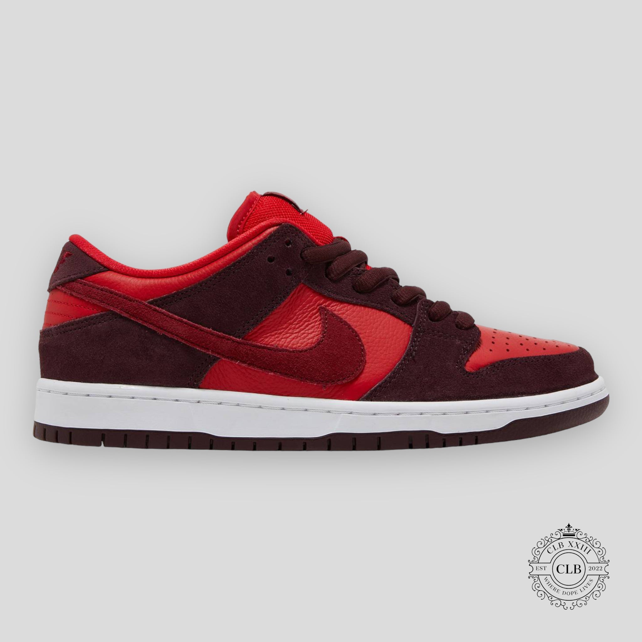 Nike SB Dunk Low Cherry